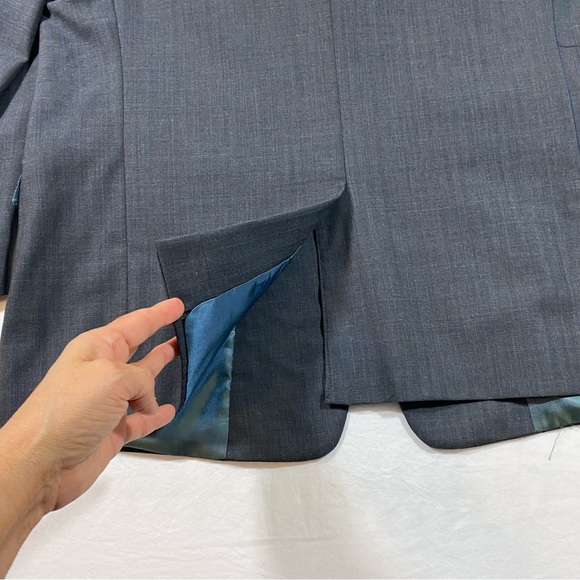 Kenneth Cole Men’s Blue Suit made in the USA 3 button closure blazer - Picture 3 of 16